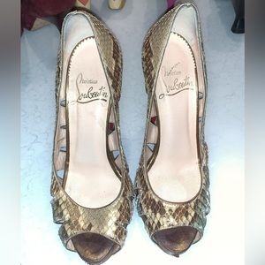 LOUBOUTIN Women’s Heel. Size 34 1/2